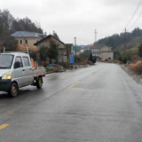 温塘镇：多措并举筑牢低温雨雪天气安全防线