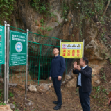 彭韬督导溶洞天坑山谷污染问题排查整治及突出生态环境问题整改工作