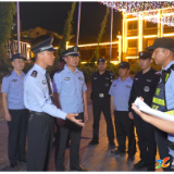 应安一线 | 新化县领导督导城区社会面巡逻防控工作