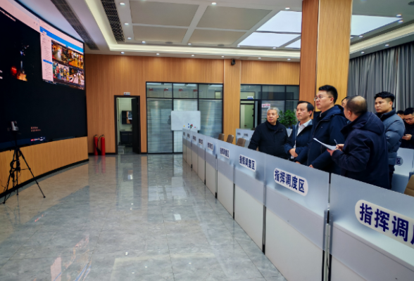 邹剑锋调度春节期间烟花爆竹管控工作