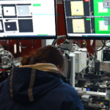 开局冲刺·实干兴企 | 鑫星电子陶瓷  AI“慧眼”把关 科技助力 产销两旺