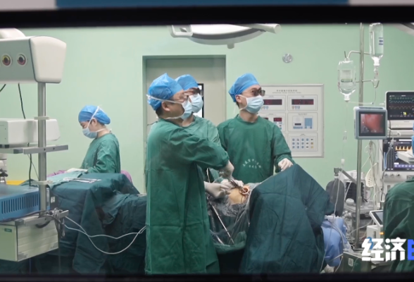 央视聚焦“看病难题新解法”：广医一院娄底医院（娄底市中心医院）如何让“大病不出市”成为现实