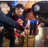 彭韬督导调研城市运行安全和夜间经济等工作