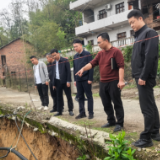 新化县主要领导到桑梓镇督导地质灾害隐患点治理及防汛备汛工作