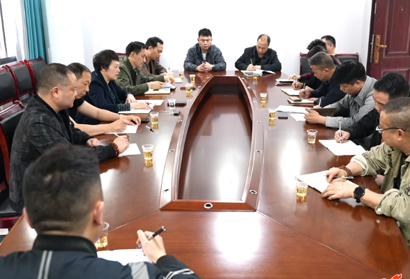 新化县领导到昇旺石墨矿开展安全生产谈心谈话  筑牢矿山安全防线