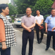 新化县领导检查老旧小区消防安全 筑牢民生安全防线