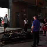 民生关切 | 木料加工店扰民 新化城管快速处置