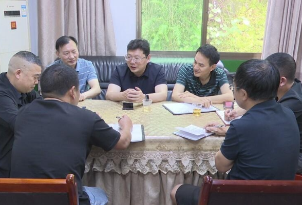 安全生产行动年 | 新化县领导到炉观镇督导检查煤矿安全生产工作
