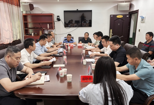 彭韬赴古台山林场调研并督导打击非法盗采工作