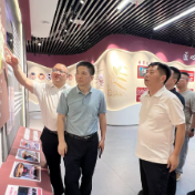 娄底市副市长傅小松一行考察天龙峰黄精