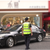 智慧停车 | 新化开展“一把停进”体验活动 赋能智慧便民停车