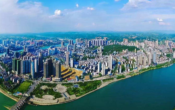 娄底市委常委会召开会议 曾超群主持