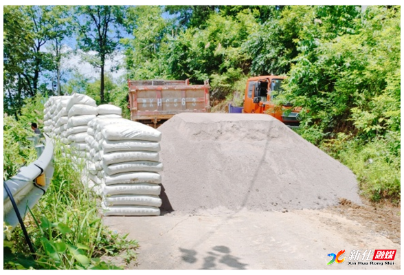 应安一线 | 罗盛教村桐子湾段 公路修复工程加速推进
