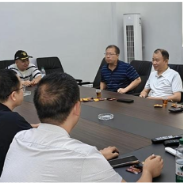 娄底企业服务年 | 娄底市委统战部调研槎溪商会工作