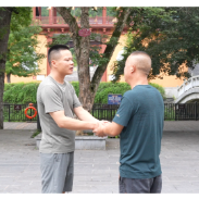 暖心！探亲期间勇施救 现役军人陈明辉危急时刻抢回孩童生命