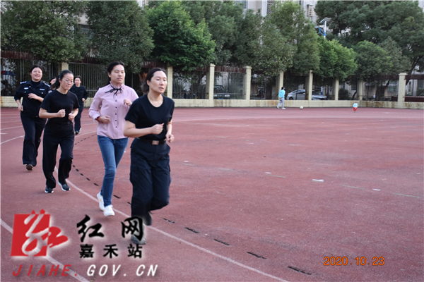 a8388f401deda3dd46bcff2b28f3ce2.jpg