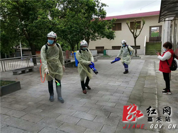 校园全面消毒.jpg