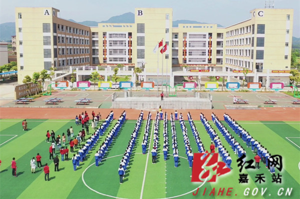 文家学校开学升旗仪式_副本.jpg