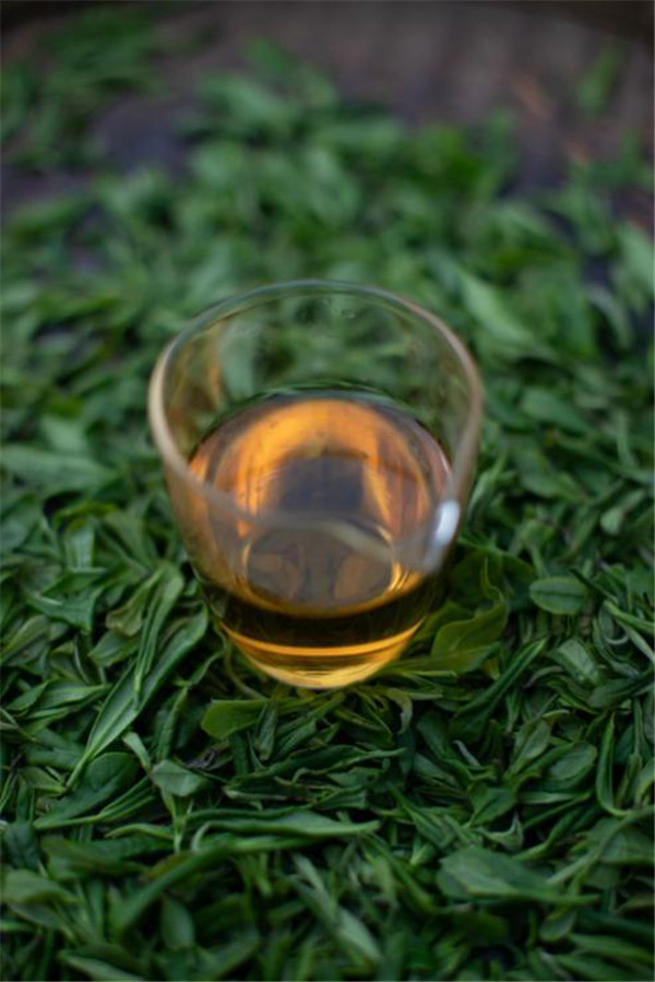 （江师傅非遗手工红茶）.jpg