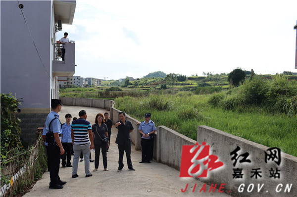 拆除前与被执行人沟通.jpg 拆除前与被执行人沟通.jpg