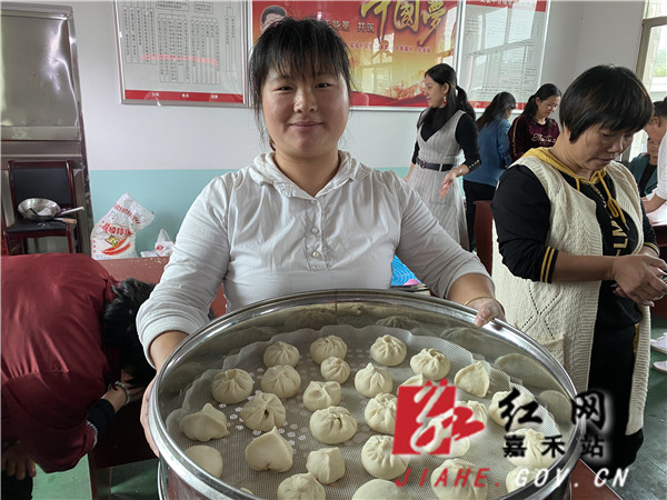 12f1fcb9ed3f83d77a3a6fb0ba88bfe_副本.jpg 12f1fcb9ed3f83d77a3a6fb0ba88bfe_副本.jpg