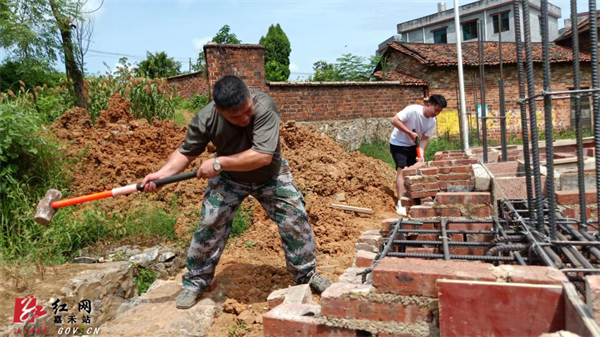 行廊镇拆违现场.jpg 行廊镇拆违现场.jpg