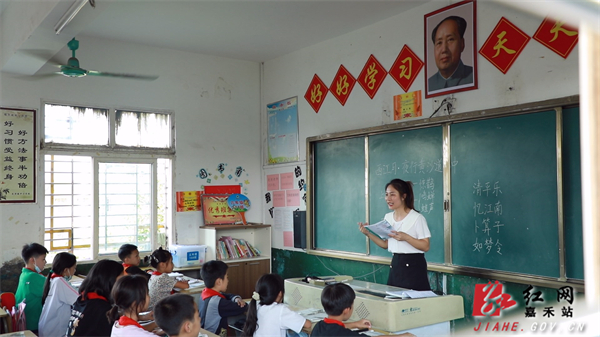 龙潭1.jpg 龙潭1.jpg