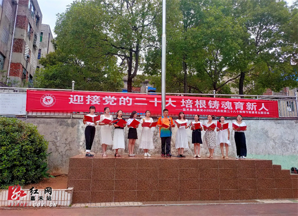 诗歌朗诵.jpg
