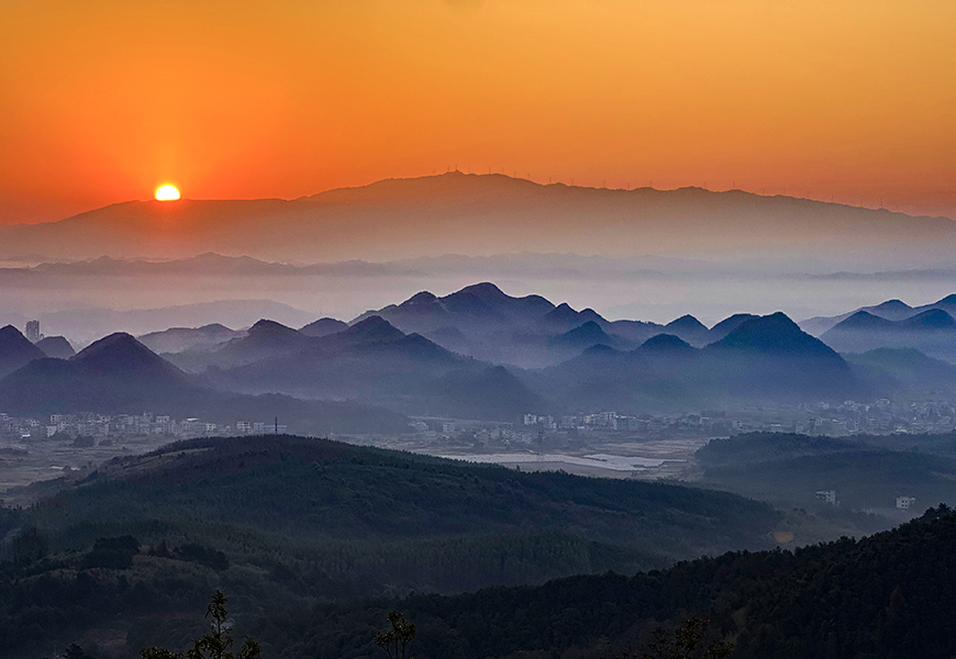 《山水画卷》 李善伟摄于  嘉禾县国家森林公园、晋屏镇石羔地段2024.12 -18073533588.jpg