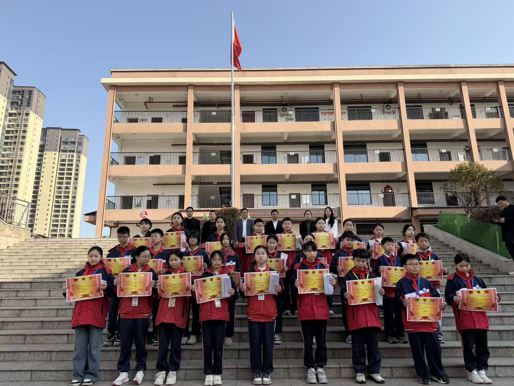 b58a1ed892bb28525330a24a9d104402.jpg b58a1ed892bb28525330a24a9d104402.jpg