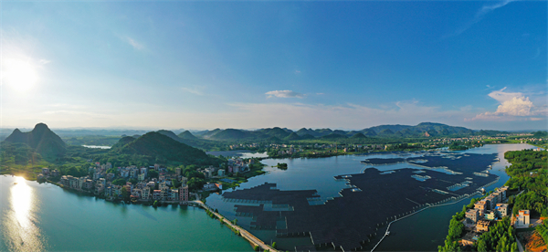 《湖“光”山色》-拍于千家洞水库新能源发电照、李善伟2022.6 (2).jpg 《湖“光”山色》-拍于千家洞水库新能源发电照、李善伟2022.6 (2).jpg