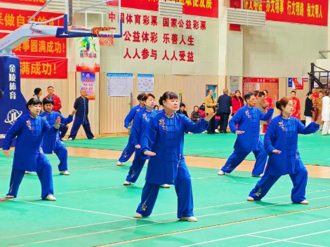 新邵县举办2025年“九九重阳·展银龄风采”太极拳表演暨全民健身风采展示活动