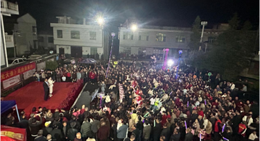 新邵“村光大道”走进坪上镇