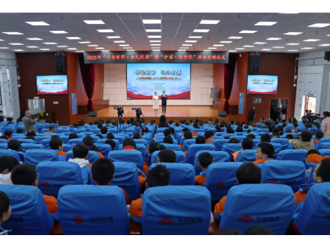 2025年“书香新邵・全民阅读”暨“护苗・绿书签”活动启动