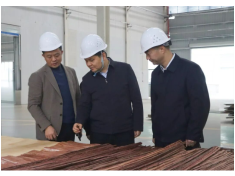 易洪海调研新邵县经济运行工作