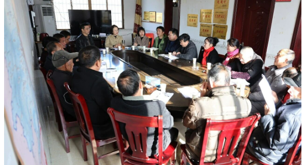 黄海蓉到老山村宣讲党的二十届四中全会精神