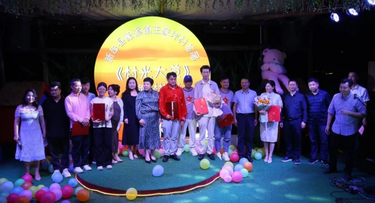 新邵“村光大道”：这一全民舞台为何能火出圈？