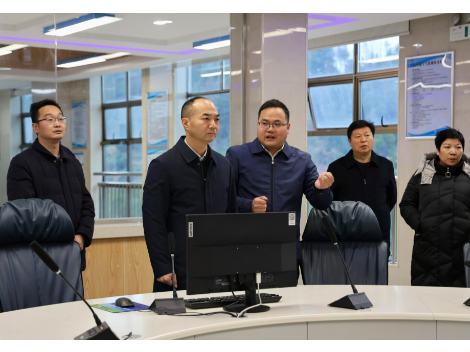 谢小军督导低温雨雪冰冻天气防范应对工作