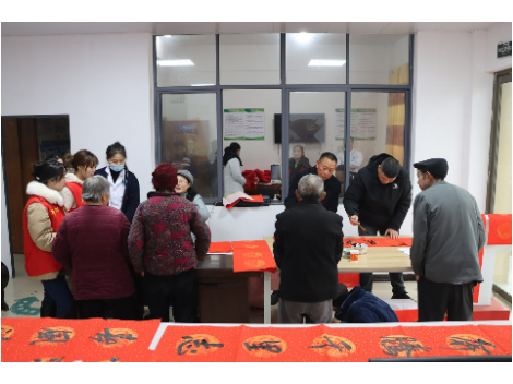 新邵县委统战部组织县党外知识分子联谊会成员开展新春送福活动