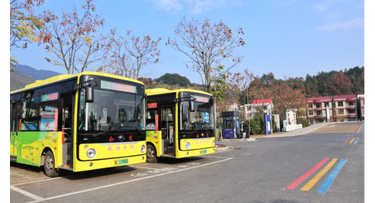 新邵智慧公交开启“刷脸”时代