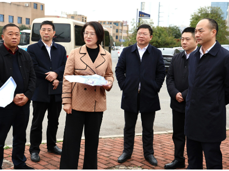 新邵县专题调度重点建设项目工作