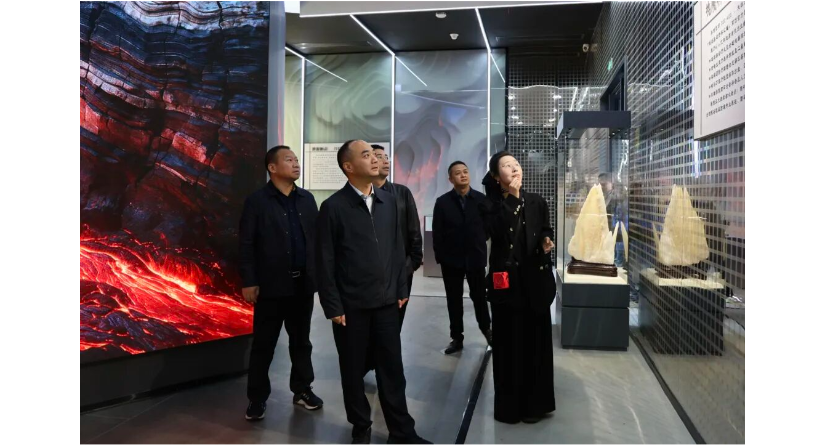 谢小军调研第五届邵阳旅游发展大会筹备和溶洞污染排查整治工作