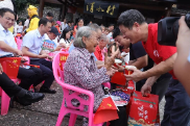 打糍粑、比瓜王、品美酒，新邵这个村庆丰收活动热闹非凡！