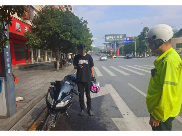 新邵交警重拳整治 “飙车炸街” 全力护航高考期间道路交通安全