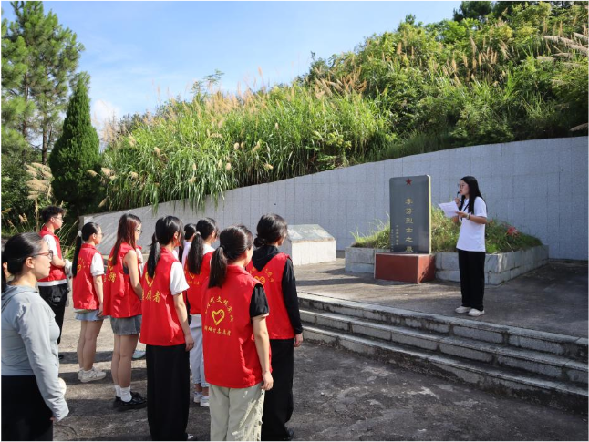 湖城村活用家乡红色资源，党群服务中心连开两堂“行走的思政课”