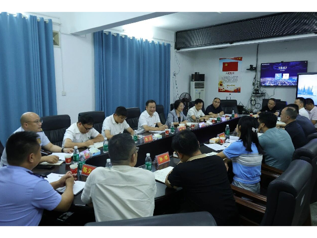 贺源到新邵参加全市乡镇（街道）干部履职大培训第二周课程