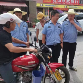 水西门街道“拆伞戴帽”整治工作不停歇