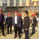 唐伟文现场调度“保交房”工作