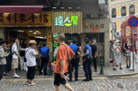 王海棉：见义勇为抓小偷 一身正气显担当