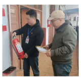 市场服务中心开展消防知识培训和消防演练保障市场安全